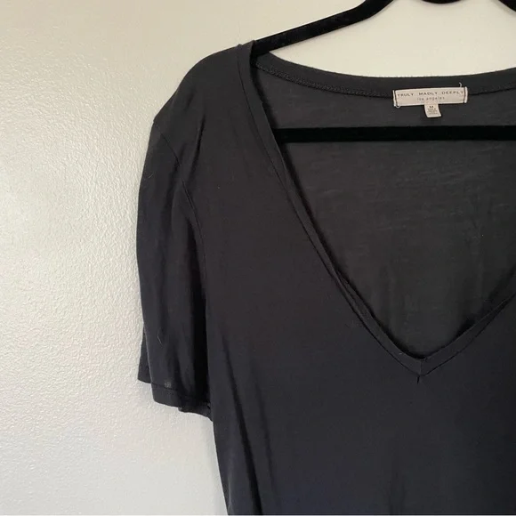 Truly Madly Deeply | Black Deep V-Neck Tee | Size Medium - Picture 3 of 10